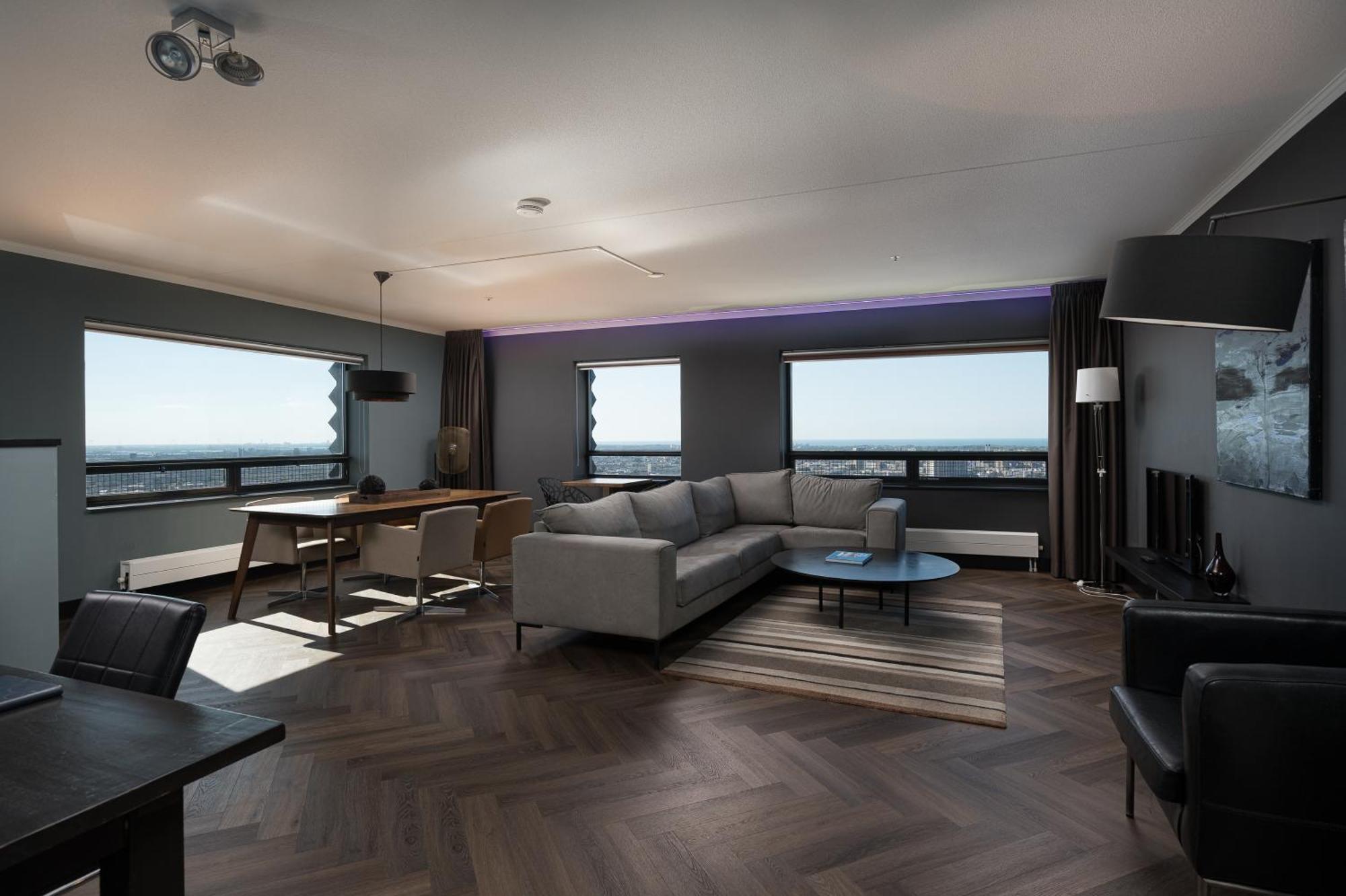 The Penthouse At The Hague Tower Apartment Exterior photo