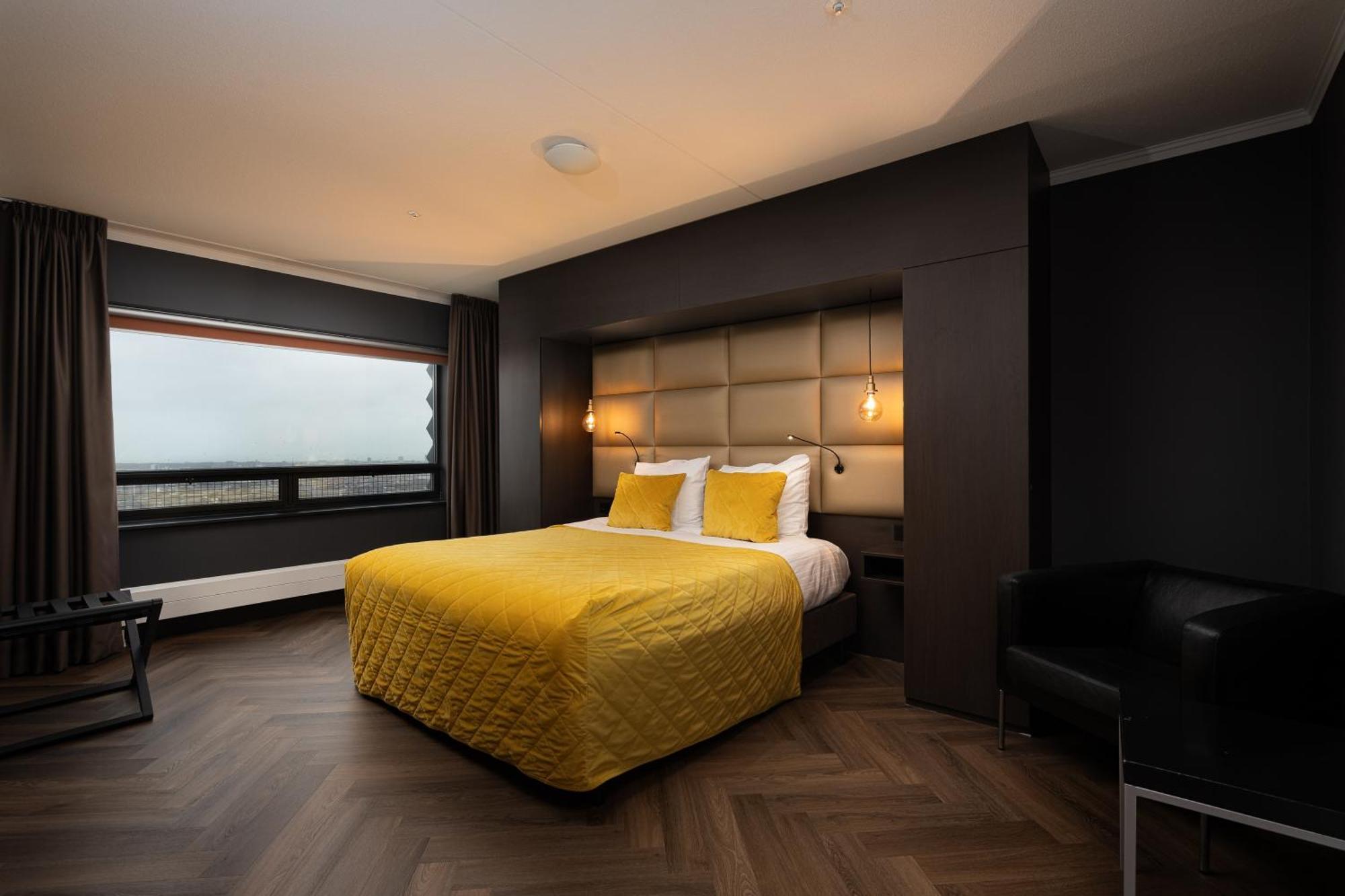 The Penthouse At The Hague Tower Apartment Exterior photo